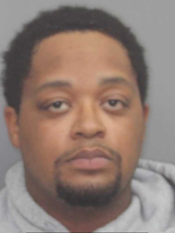 Man Admits Using Kitchen Knives To Fatally Stab Victim Lying On Street In Newburgh: DA