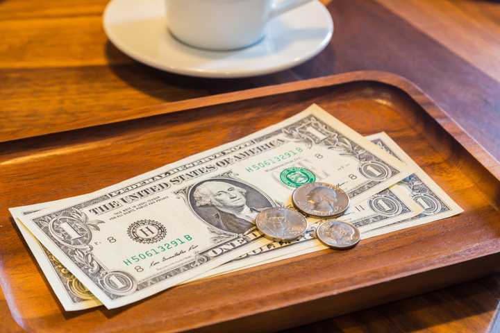 NY Delivery Drivers Can Get Their Share Of $4M Tip Settlement: Here's Who Qualifies