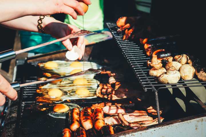 Survey Reveals How Often Americans Grill Outdoors During Summer